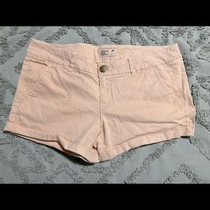 EUC American Eagle shorties.